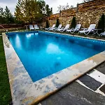 Family Friends Hotel