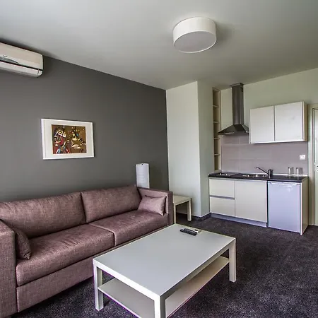 Family Friends Hotel
