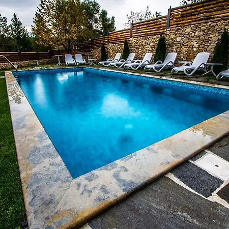 Family Friends Hotel