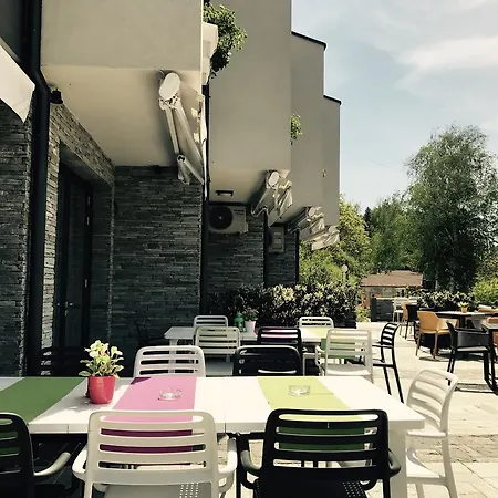 Family Friends Hotel 3*