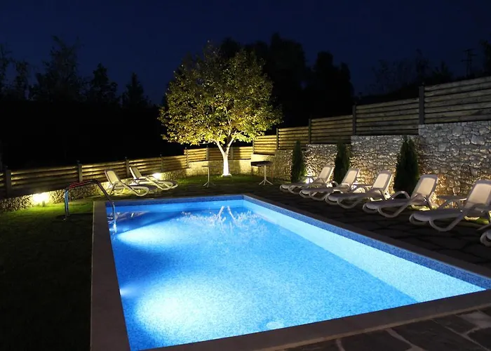 Family Friends 3* Enchets