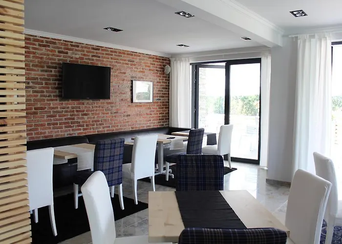 Family Friends Enchets