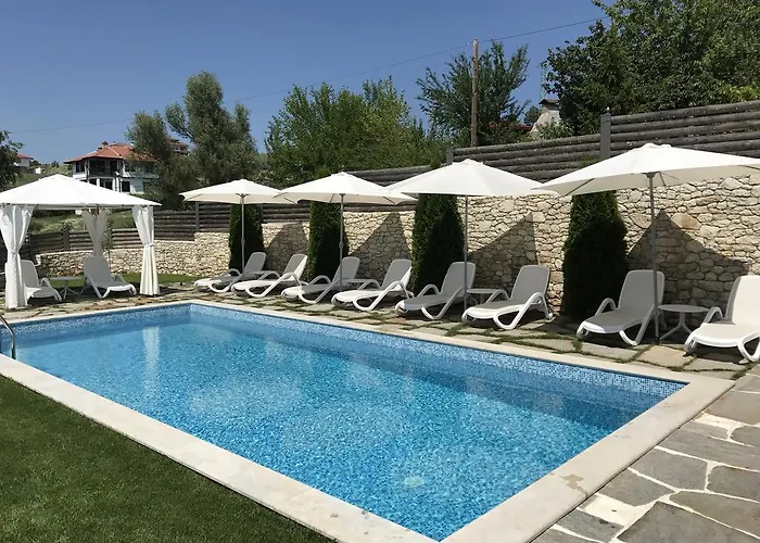 Family Friends Hotel