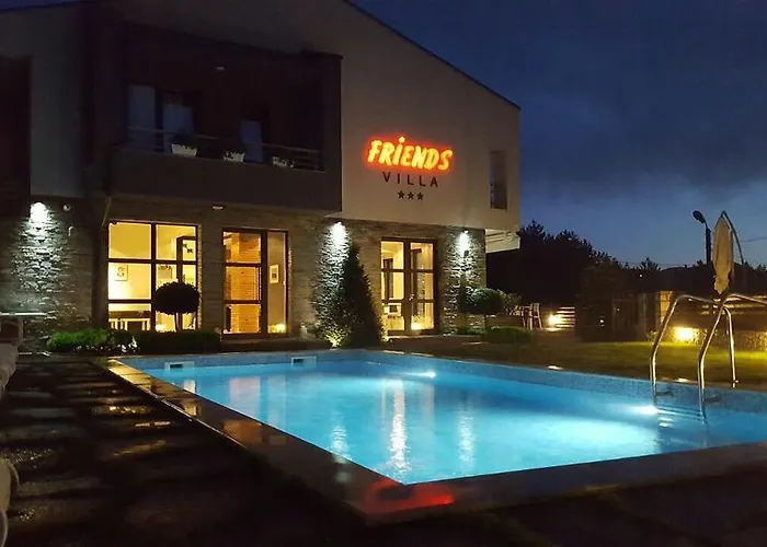 Family Friends Hotel Enchets