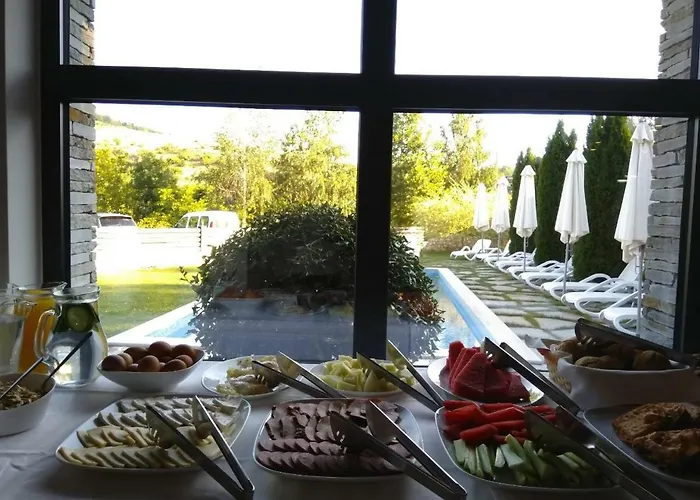 Family Friends Enchets