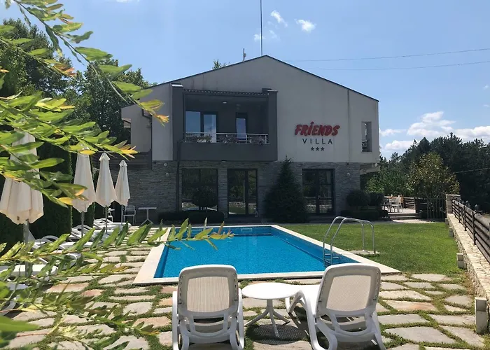 Family Friends Hotel