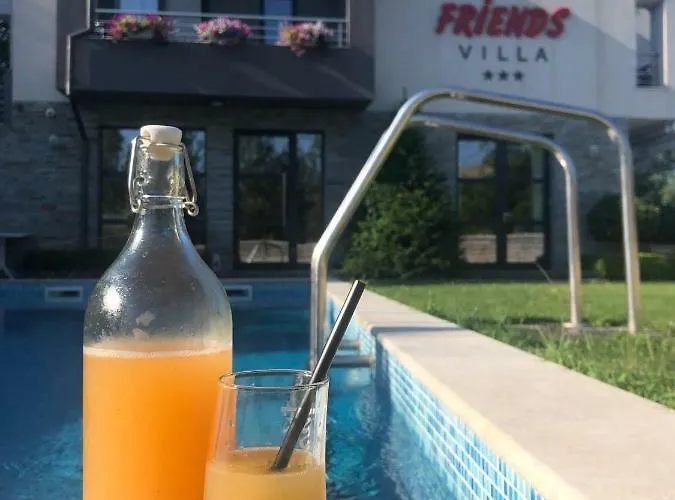 Family Friends Hotel Enchets